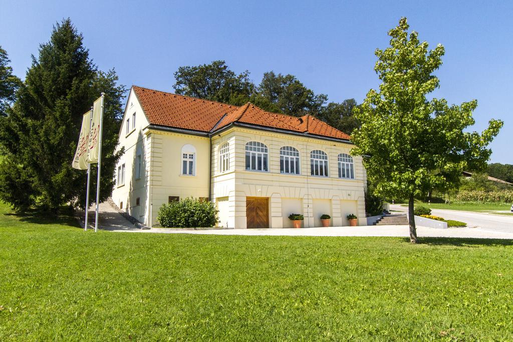 Villa Istenic Bizeljsko Exterior foto